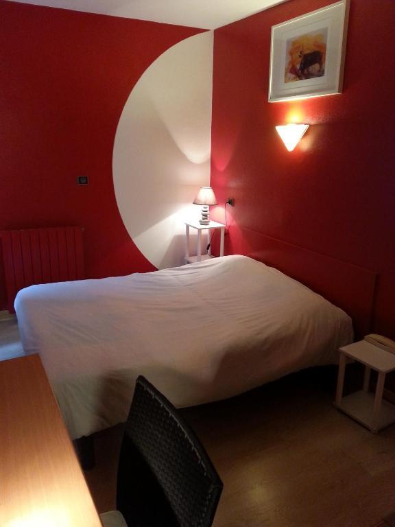 Hotel Du Lion D'Or มาร์ม็องด์ ห้อง รูปภาพ