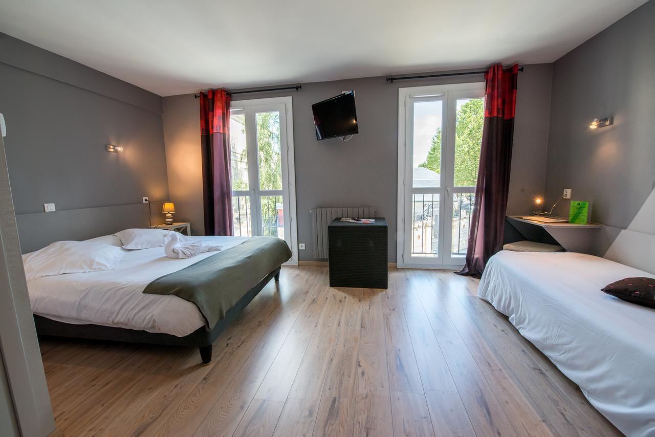Hotel Du Lion D'Or มาร์ม็องด์ ภายนอก รูปภาพ